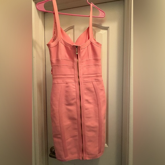 Elegant Pink Women's Dress - Picture 4 of 4